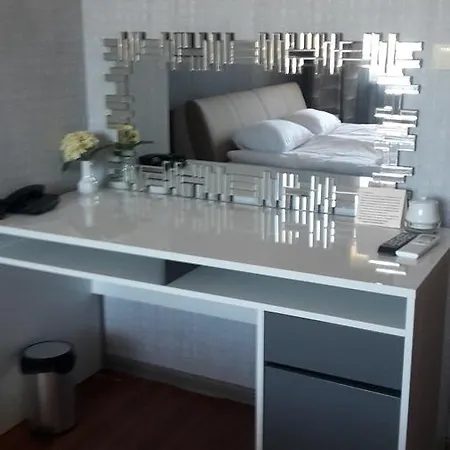 Hotel Studio Savina Im Regnum 5*