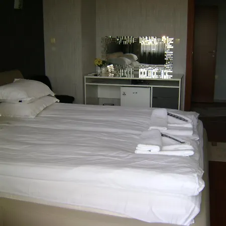 Hotel Studio Savina Im Regnum 5*